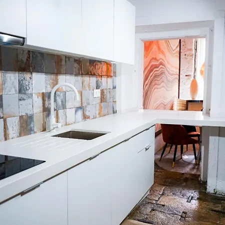 Flat Chiado *
